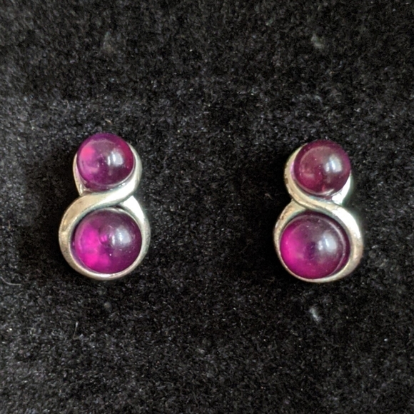 Earring bundle - Picture 3 of 4